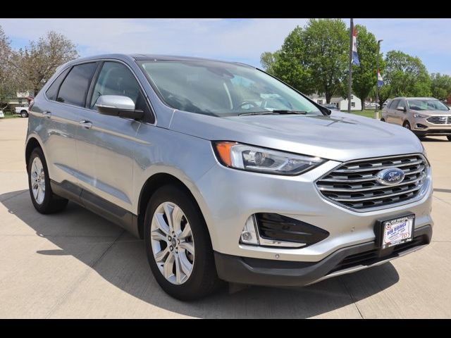 2021 Ford Edge Titanium