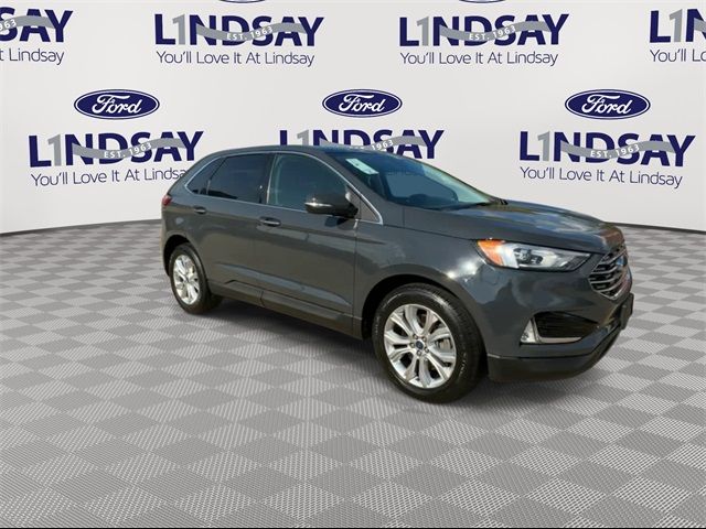 2021 Ford Edge Titanium