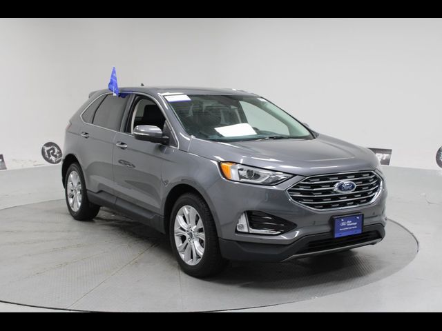 2021 Ford Edge Titanium