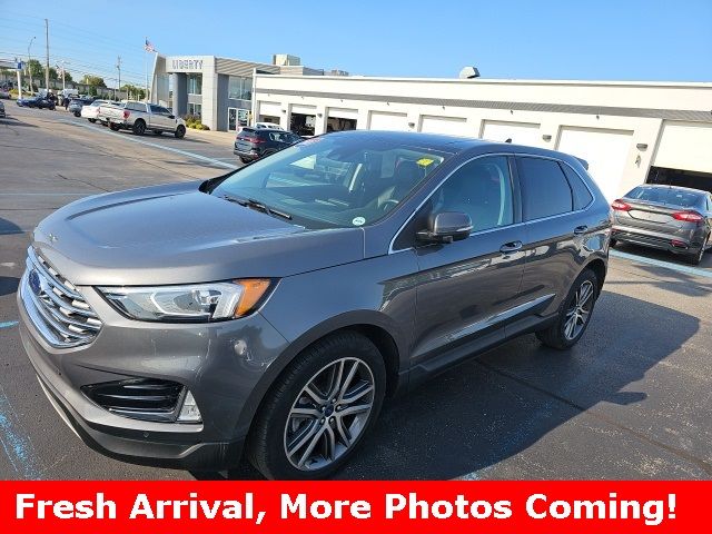 2021 Ford Edge Titanium