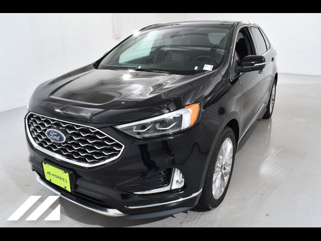 2021 Ford Edge Titanium