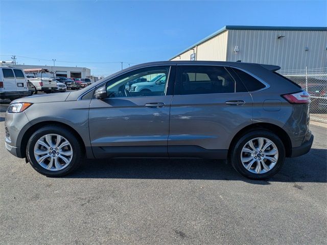 2021 Ford Edge Titanium