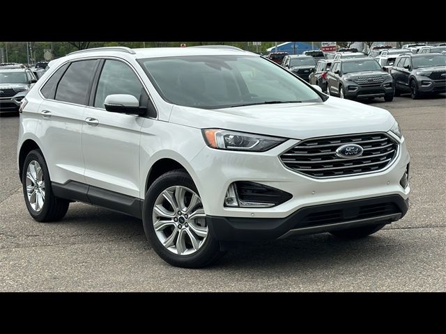 2021 Ford Edge Titanium