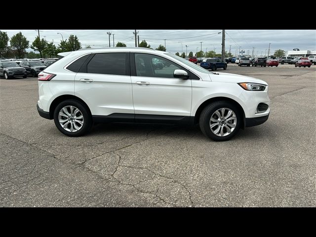 2021 Ford Edge Titanium