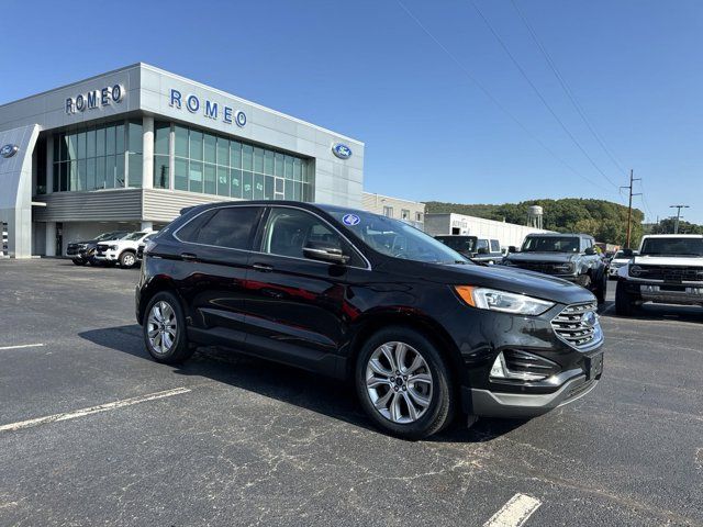 2021 Ford Edge Titanium