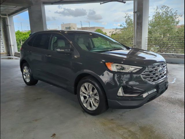 2021 Ford Edge Titanium