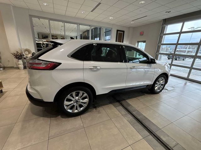 2021 Ford Edge Titanium