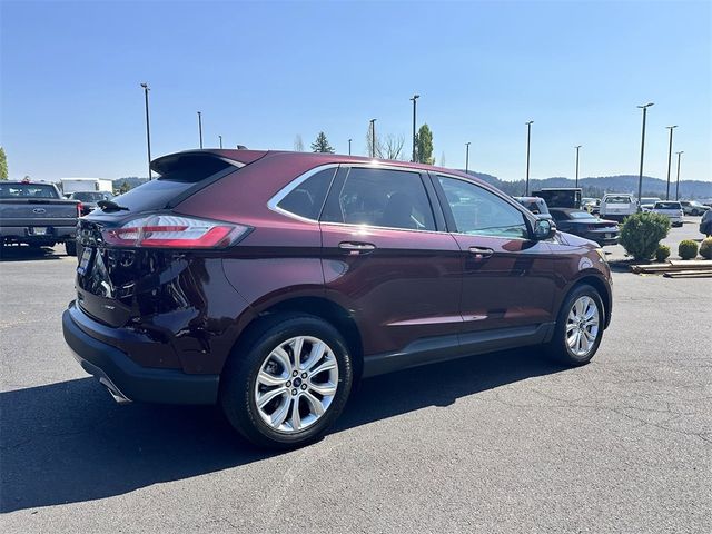 2021 Ford Edge Titanium