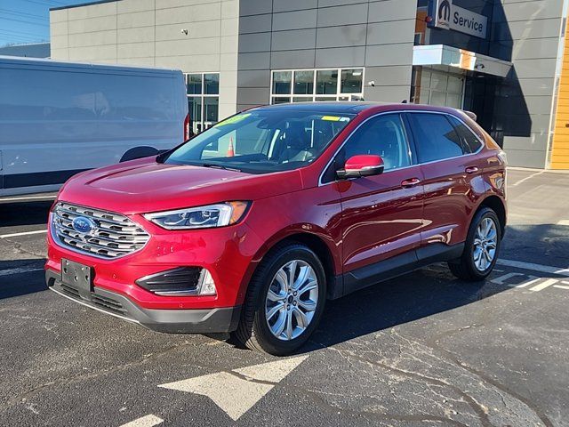 2021 Ford Edge Titanium