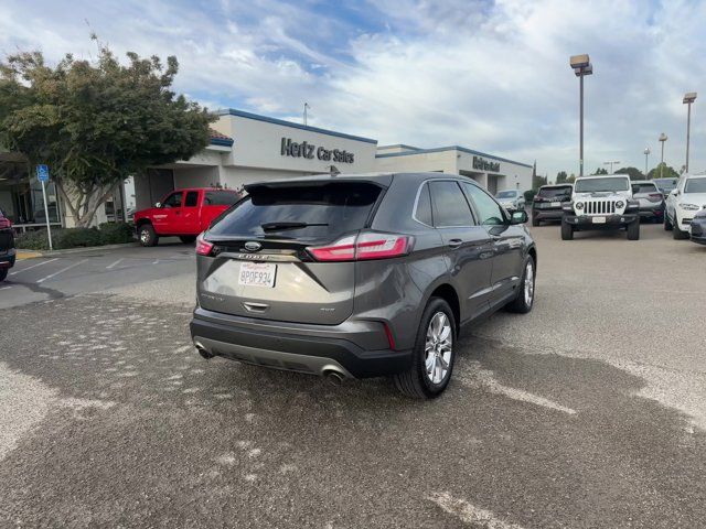 2021 Ford Edge Titanium