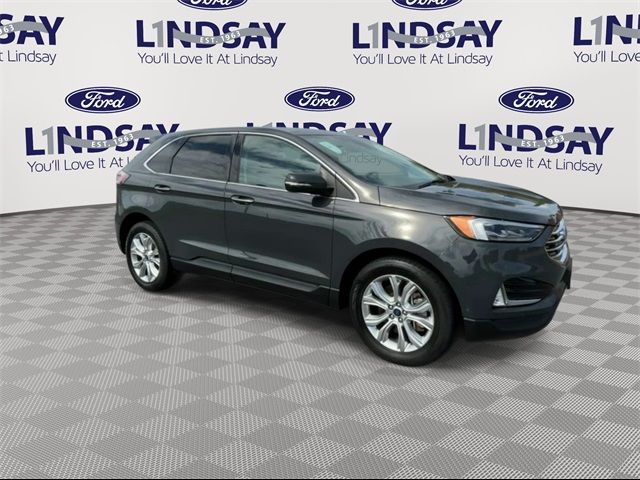 2021 Ford Edge Titanium