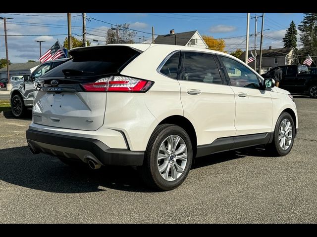 2021 Ford Edge Titanium