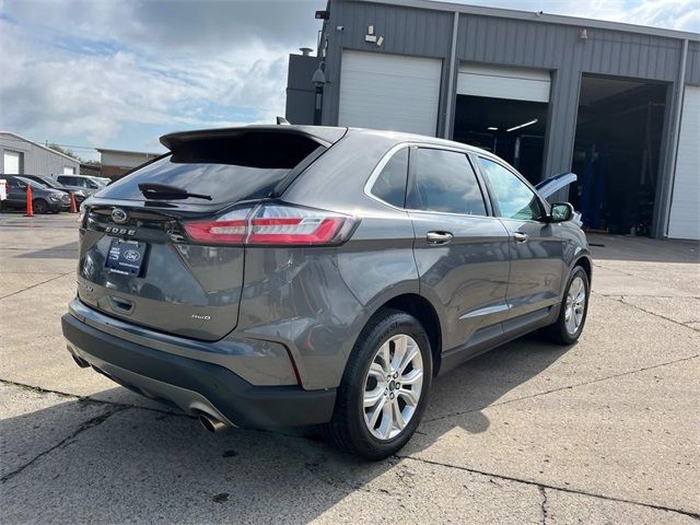 2021 Ford Edge Titanium