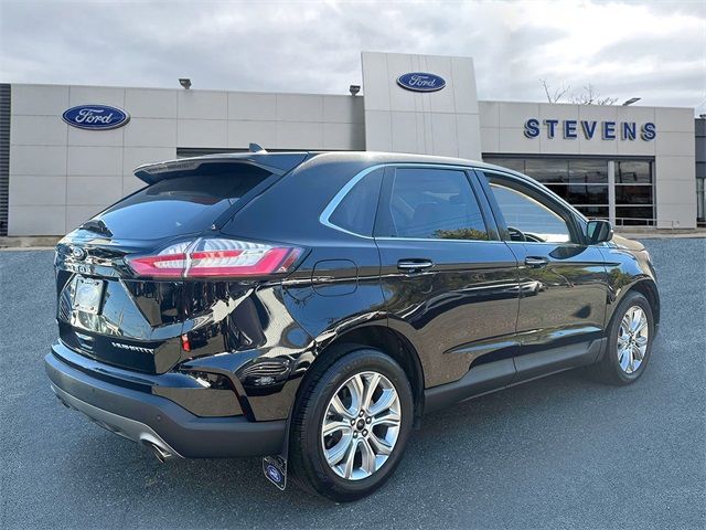 2021 Ford Edge Titanium