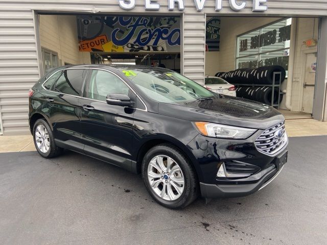 2021 Ford Edge Titanium