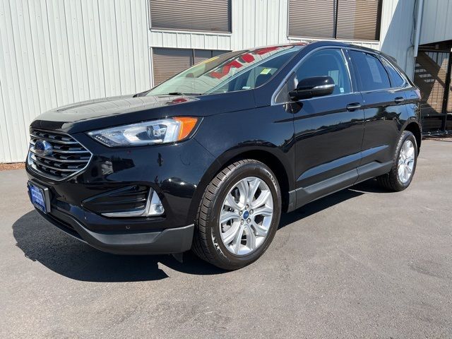 2021 Ford Edge Titanium