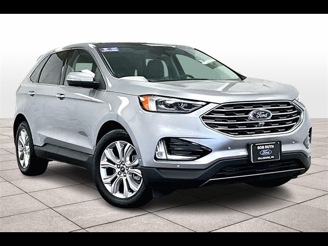 2021 Ford Edge Titanium