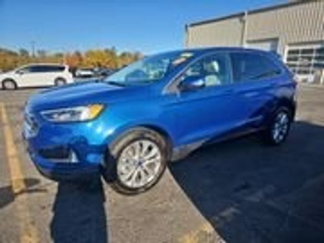 2021 Ford Edge Titanium