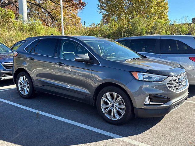 2021 Ford Edge Titanium