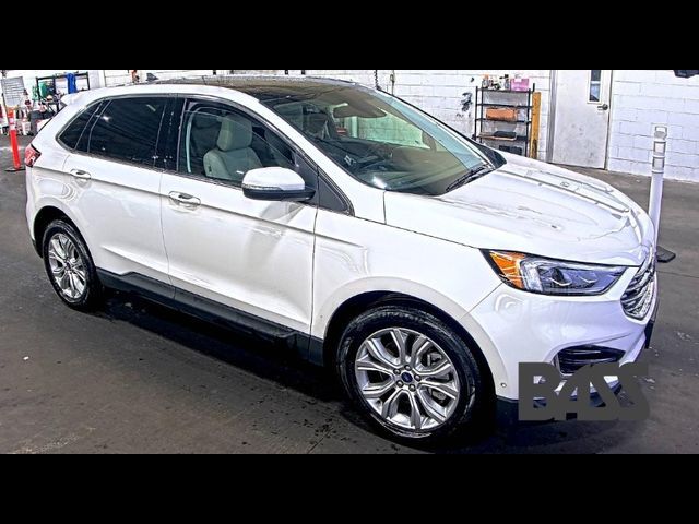 2021 Ford Edge Titanium