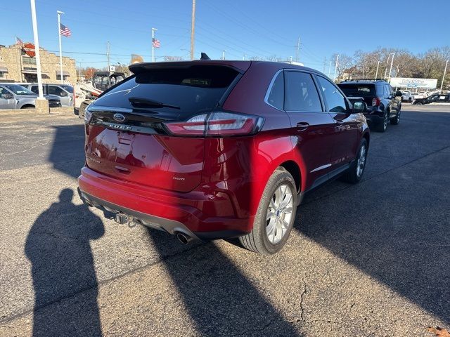 2021 Ford Edge Titanium