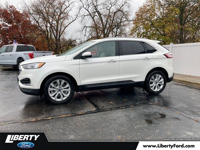 2021 Ford Edge Titanium