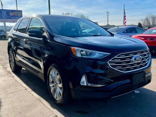 2021 Ford Edge Titanium