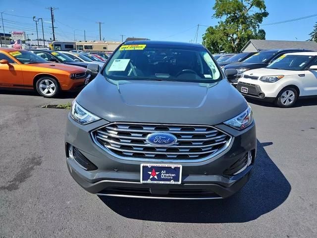 2021 Ford Edge Titanium