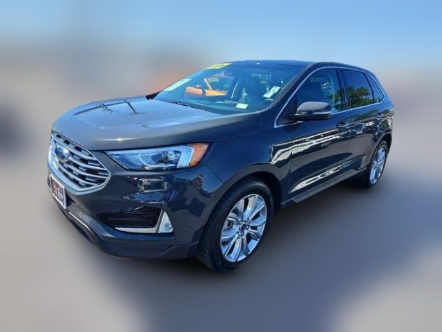 2021 Ford Edge Titanium