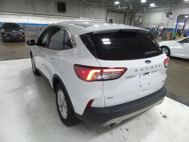 2021 Ford Escape Hybrid SE