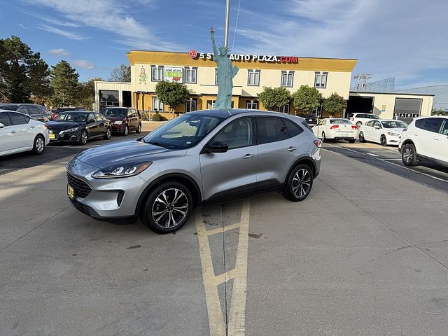 2021 Ford Escape SE