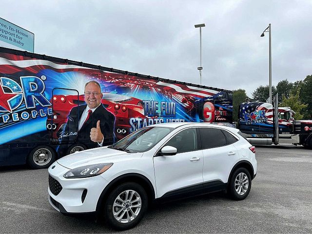 2021 Ford Escape Hybrid SE