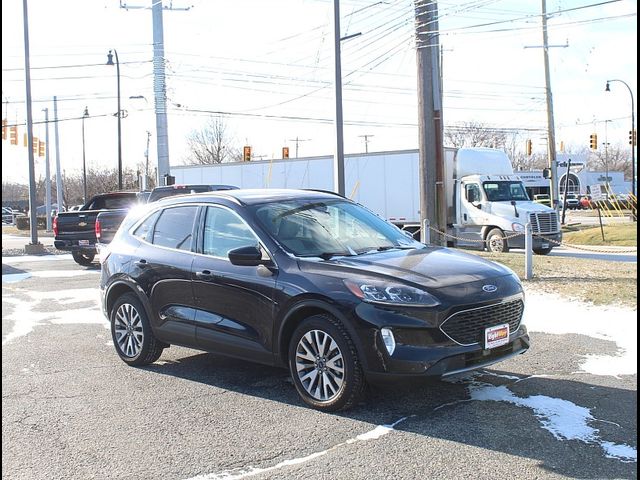 2021 Ford Escape Titanium