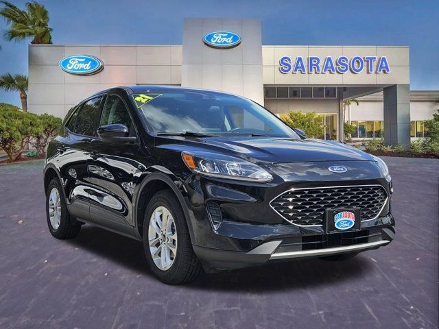 2021 Ford Escape Hybrid SE