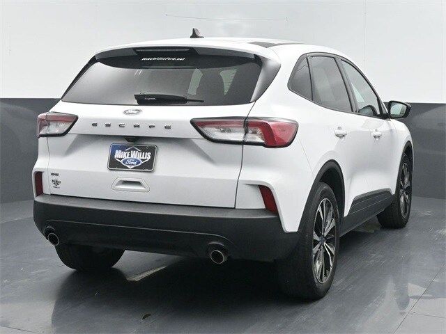 2021 Ford Escape SE