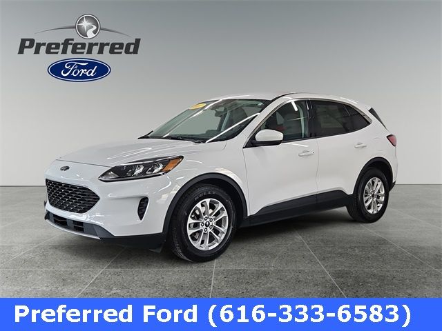 2021 Ford Escape SE