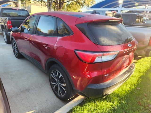 2021 Ford Escape SE