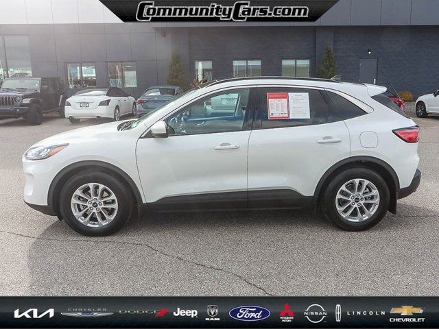 2021 Ford Escape SE