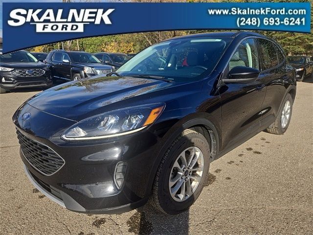 2021 Ford Escape SE