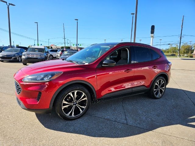 2021 Ford Escape SE