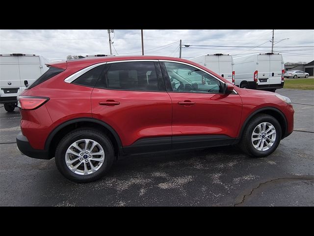 2021 Ford Escape SE
