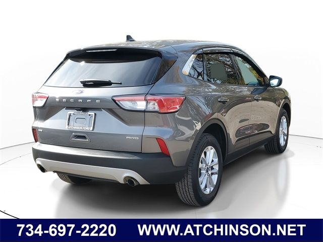 2021 Ford Escape SE