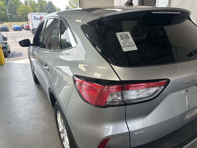 2021 Ford Escape SE