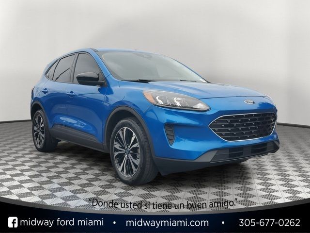 2021 Ford Escape SE