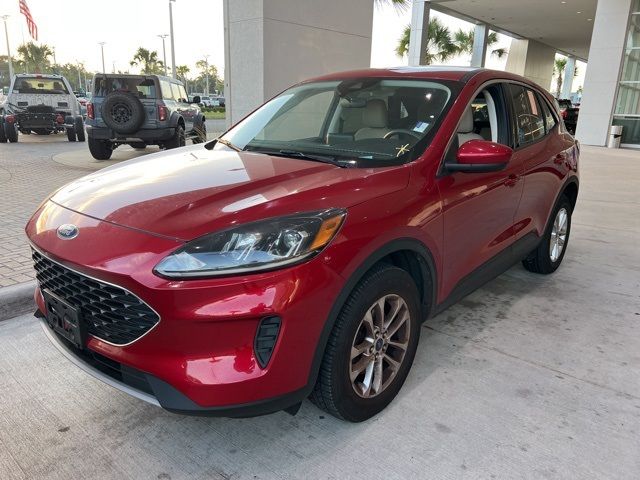 2021 Ford Escape SE