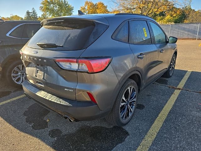 2021 Ford Escape SE