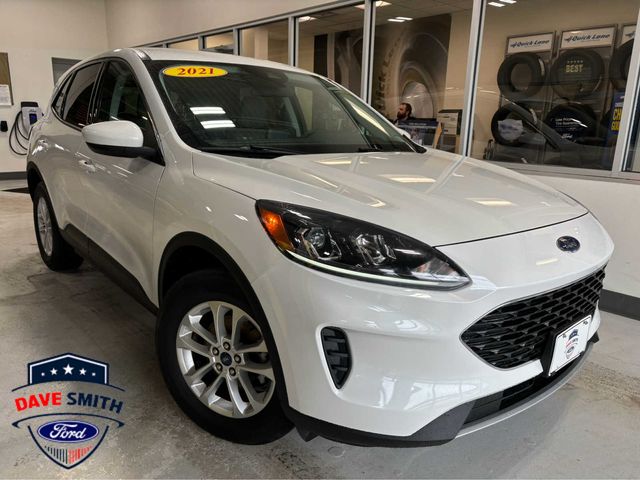 2021 Ford Escape SE