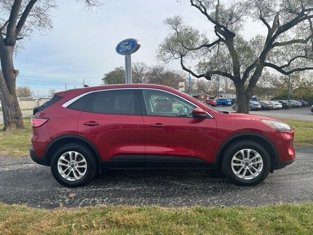 2021 Ford Escape SE