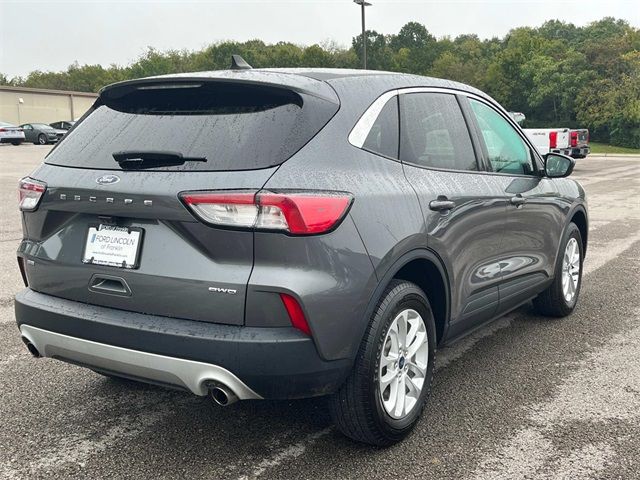 2021 Ford Escape SE