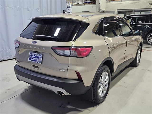 2021 Ford Escape SE